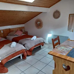 Appartement Sapey, Garage Pour Motards Et Cyclistes, Gare A 800m, Fourneaux (Savoie)